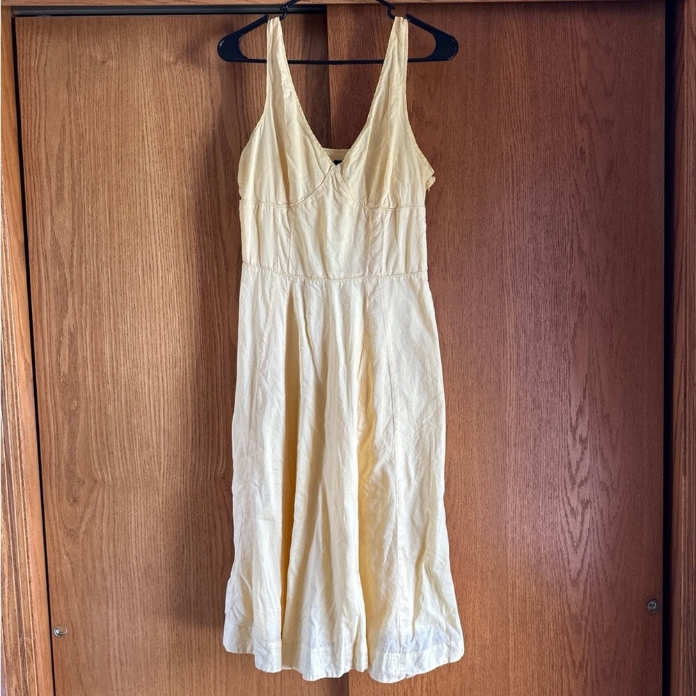 GAP Light Yellow Midi Dress